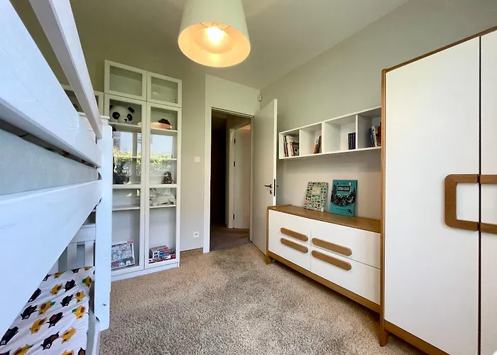 Apartment Z Ogrodem Na Osiedlu Aquarius *