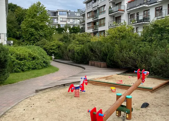 Apartment Z Ogrodem Na Osiedlu Aquarius *